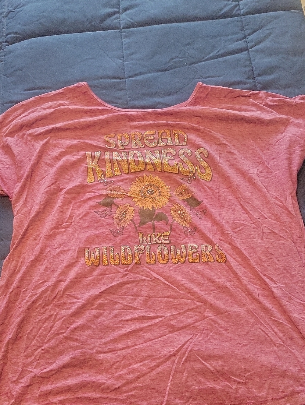 Lane Bryant Heathered Rose Graphic Tee with Sunflower 'Spread Kindness' Design